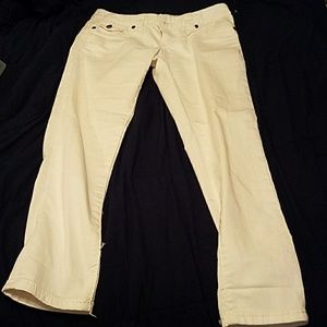 Size 1/2 Maurices Capris